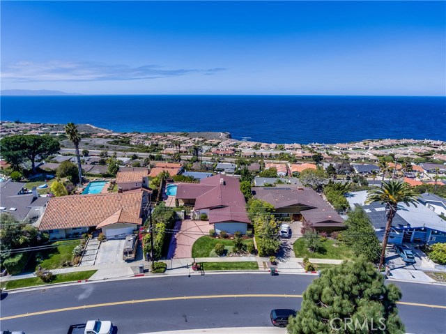 30623 Rue De La Pierre, Rancho Palos Verdes, California 90275, 4 Bedrooms Bedrooms, ,2 BathroomsBathrooms,Residential,Sold,Rue De La Pierre,PV18092164