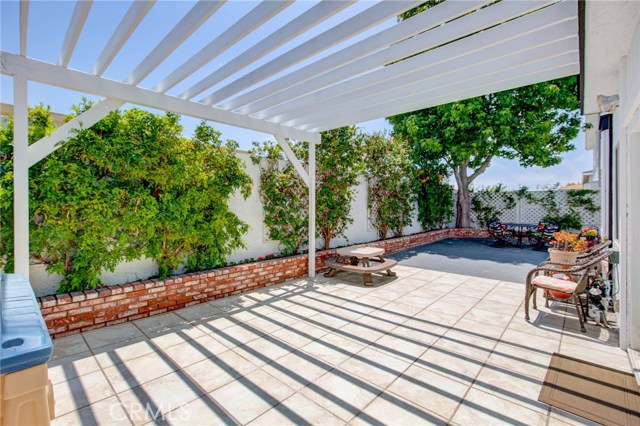 2606 Huntington Lane, Redondo Beach, California 90278, 4 Bedrooms Bedrooms, ,2 BathroomsBathrooms,Residential,Sold,Huntington,PV19130613