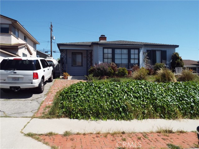 1162 Chestnut Avenue, Manhattan Beach, California 90266, 3 Bedrooms Bedrooms, ,1 BathroomBathrooms,Residential,Sold,Chestnut,SB17073344