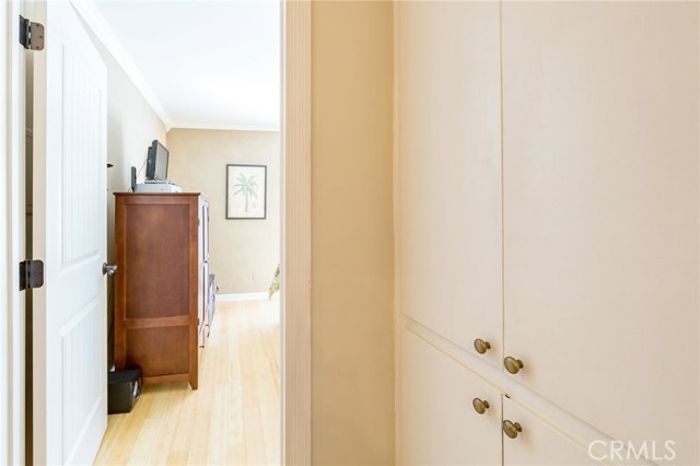 620 The Village, Redondo Beach, California 90277, 1 Bedroom Bedrooms, ,1 BathroomBathrooms,Residential,Sold,The Village,SB17035321