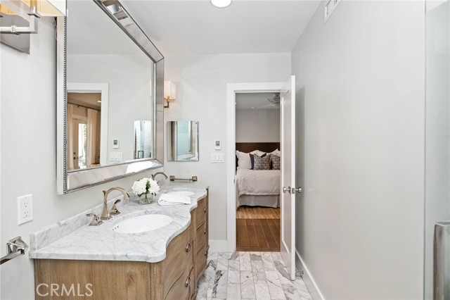 817 Valley Drive, Manhattan Beach, California 90266, 3 Bedrooms Bedrooms, ,2 BathroomsBathrooms,Residential,Sold,Valley,SB21017853