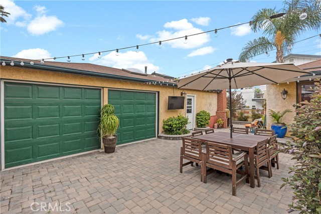 1315 Owosso Avenue, Hermosa Beach, California 90254, 3 Bedrooms Bedrooms, ,2 BathroomsBathrooms,Residential,Sold,Owosso,SB21134401