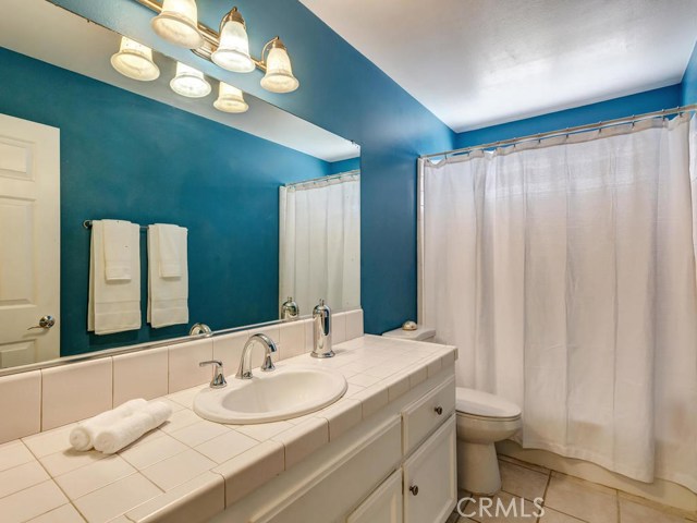 1715 Clark Lane, Redondo Beach, California 90278, 3 Bedrooms Bedrooms, ,1 BathroomBathrooms,Residential,Sold,Clark,SB20169351