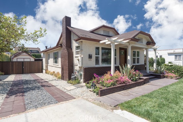 5 Bed Home for Sale in Los Angeles, California