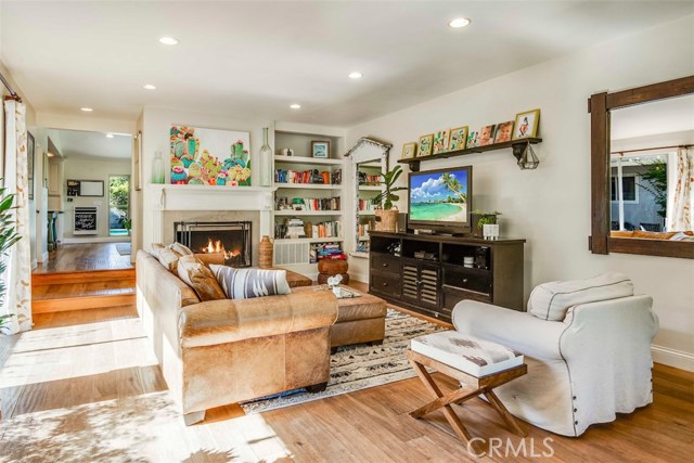 17 Seahurst Road, Rolling Hills Estates, California 90274, 5 Bedrooms Bedrooms, ,5 BathroomsBathrooms,Residential,Sold,Seahurst,PV20141601