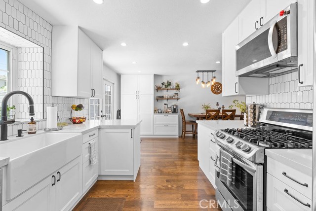 2000 Plant Avenue, Redondo Beach, California 90278, 3 Bedrooms Bedrooms, ,2 BathroomsBathrooms,Residential,Sold,Plant,OC20093537