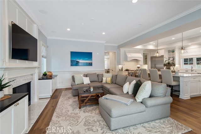 2201 Oak Avenue, Manhattan Beach, California 90266, 5 Bedrooms Bedrooms, ,5 BathroomsBathrooms,Residential,Sold,Oak,SB21126530