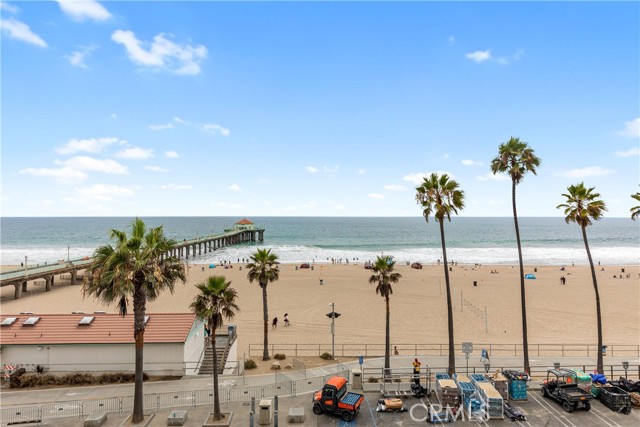 1149 The Strand, Manhattan Beach, California 90266, 2 Bedrooms Bedrooms, ,2 BathroomsBathrooms,Residential,Sold,The Strand,SB21181582