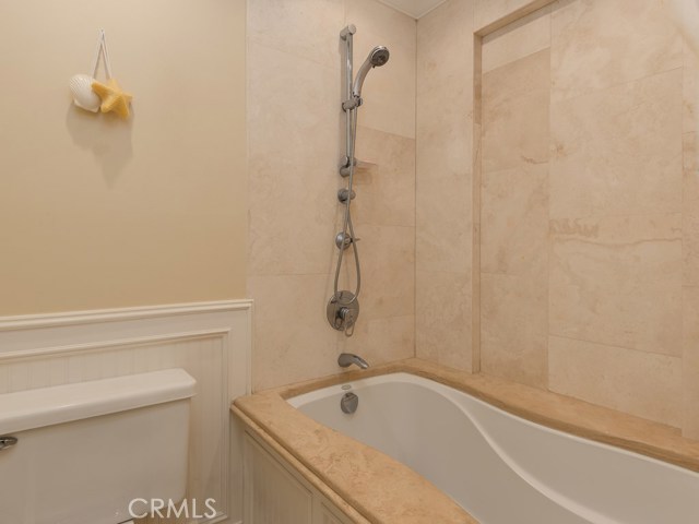 678 The Village, Redondo Beach, California 90277, 1 Bedroom Bedrooms, ,1 BathroomBathrooms,Residential,Sold,The Village,SB20126813