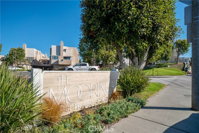 501 Herondo Street, Hermosa Beach, California 90254, 2 Bedrooms Bedrooms, ,1 BathroomBathrooms,Residential,Sold,Herondo,SB19249548