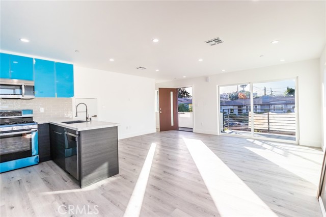  Income Home for Sale in Silver Lake, California