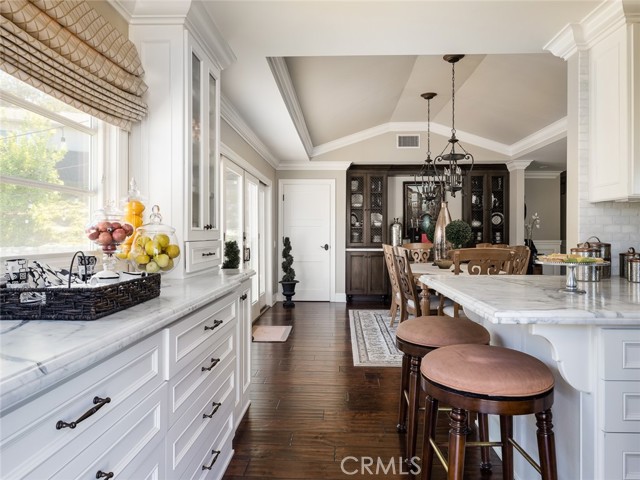 2206 Estribo Drive, Rolling Hills Estates, California 90274, 5 Bedrooms Bedrooms, ,2 BathroomsBathrooms,Residential,Sold,Estribo,PV21112421