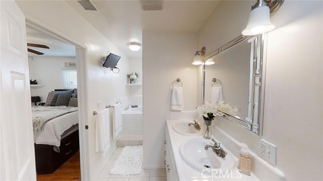 1915 Condon Avenue, Redondo Beach, California 90278, 3 Bedrooms Bedrooms, ,2 BathroomsBathrooms,Residential,Sold,Condon,SB20072955