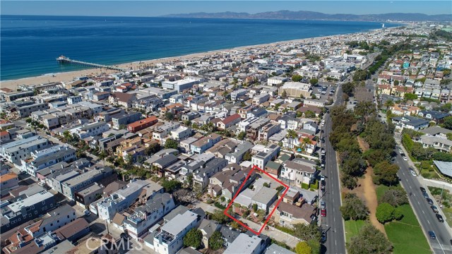 501 8th Street, Manhattan Beach, California 90266, 3 Bedrooms Bedrooms, ,2 BathroomsBathrooms,Residential,Sold,8th,SB18037612