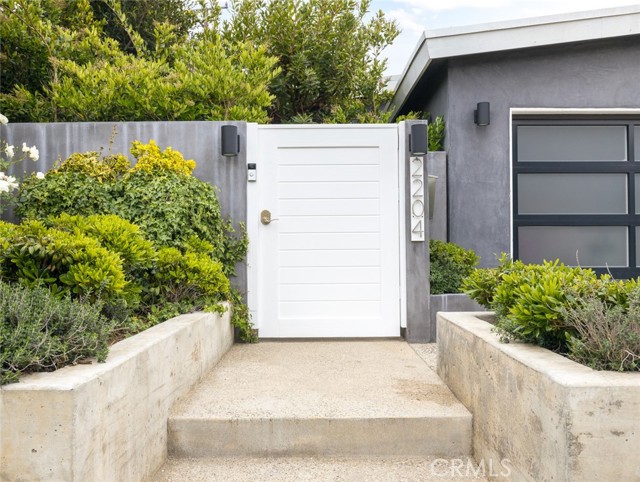 2204 Ardmore Avenue, Manhattan Beach, California 90266, 3 Bedrooms Bedrooms, ,2 BathroomsBathrooms,Residential,Sold,Ardmore,SB21089811