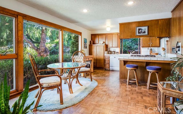 Inviting and open kitchen facing Browndeer Lane