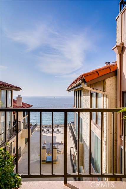 535 Esplanade, Redondo Beach, California 90277, 3 Bedrooms Bedrooms, ,Residential,Sold,Esplanade,SB20234312