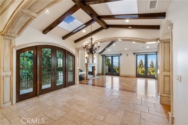 Breakfast nook and Family Room