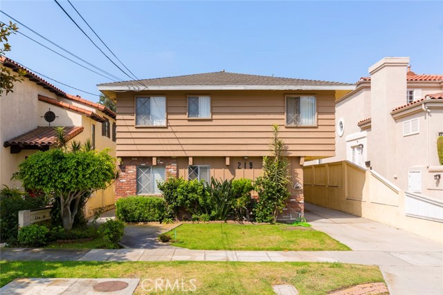 219 Irena Avenue, Redondo Beach, California 90277, ,Residential Income,Sold,Irena,SB18196118