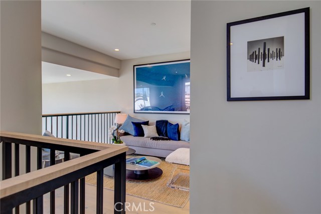 1920 Pacific Coast Highway, Redondo Beach, California 90277, 1 Bedroom Bedrooms, ,1 BathroomBathrooms,Residential,Sold,Pacific Coast Highway,OC20103454