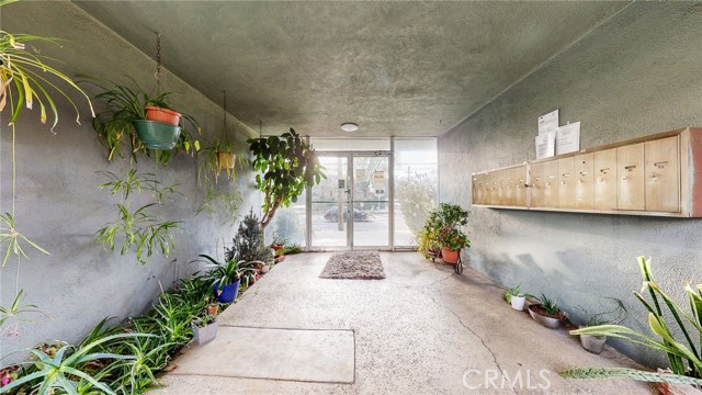 2 Bed Home for Sale in North Hollywood, California