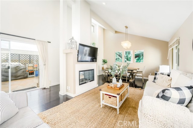 2705 Mathews Avenue, Redondo Beach, California 90278, 3 Bedrooms Bedrooms, ,3 BathroomsBathrooms,Residential,Sold,Mathews,OC21017528