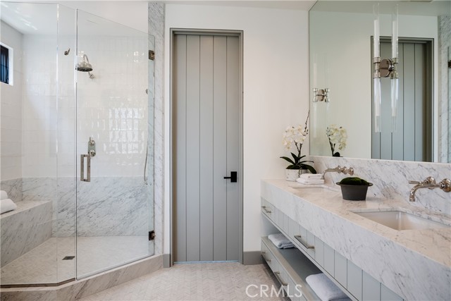 408 29th Street, Manhattan Beach, California 90266, 4 Bedrooms Bedrooms, ,4 BathroomsBathrooms,Residential,Sold,29th,SB21119118