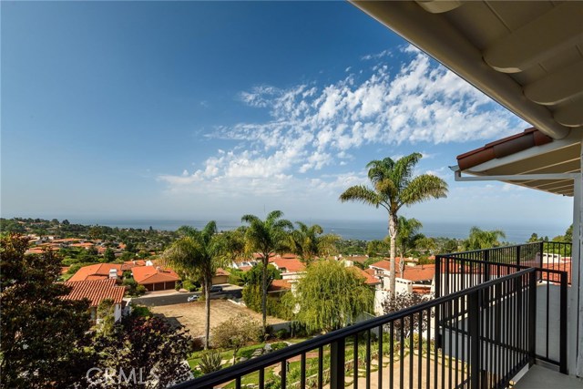 1352 Via Romero, Palos Verdes Estates, California 90274, 4 Bedrooms Bedrooms, ,2 BathroomsBathrooms,Residential,Sold,Via Romero,SB17152847