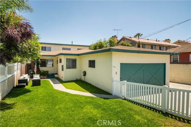 906 Harkness Lane, Redondo Beach, California 90278, ,Residential Income,Sold,Harkness,SB19178242