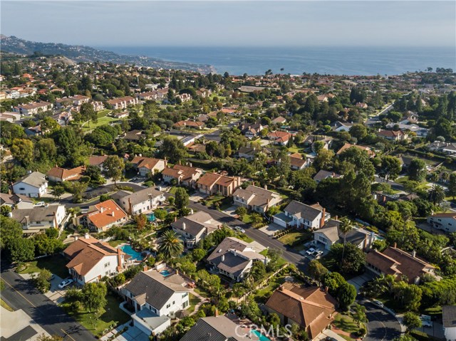 11 Covered Wagon Lane, Rolling Hills Estates, California 90274, 4 Bedrooms Bedrooms, ,4 BathroomsBathrooms,Residential,Sold,Covered Wagon,PV18258893