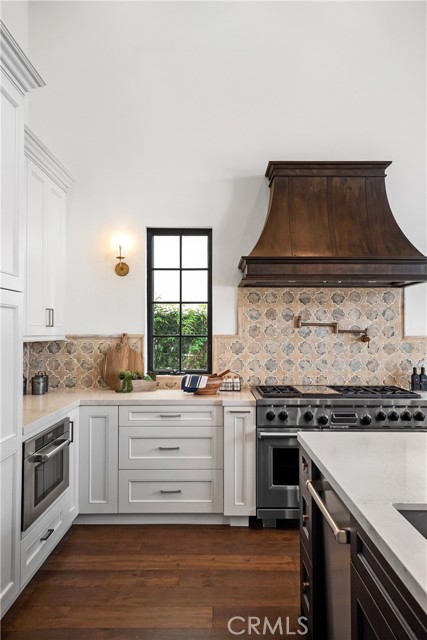 2322 Laurel Bluff Drive, Manhattan Beach, California 90266, 4 Bedrooms Bedrooms, ,3 BathroomsBathrooms,Residential,Sold,Laurel Bluff,SB21167191