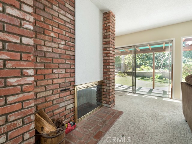 2142 Santa Rena Drive, Rancho Palos Verdes, California 90275, 4 Bedrooms Bedrooms, ,2 BathroomsBathrooms,Residential,Sold,Santa Rena,PV18037589