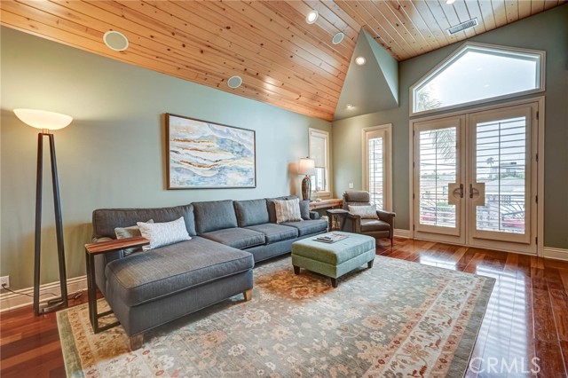 517 12th Street, Manhattan Beach, California 90266, 4 Bedrooms Bedrooms, ,3 BathroomsBathrooms,Residential,Sold,12th,SB21070513