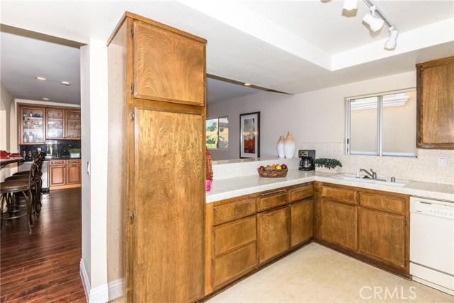 1924 Graham Avenue, Redondo Beach, California 90278, 3 Bedrooms Bedrooms, ,1 BathroomBathrooms,Residential,Sold,Graham,SB17196413
