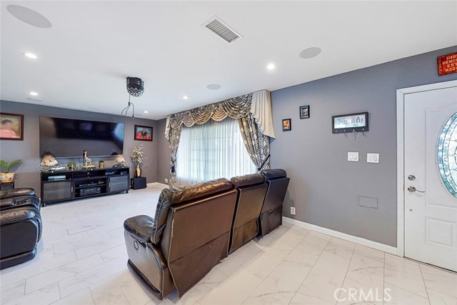 3 Bed Home for Sale in Compton, California