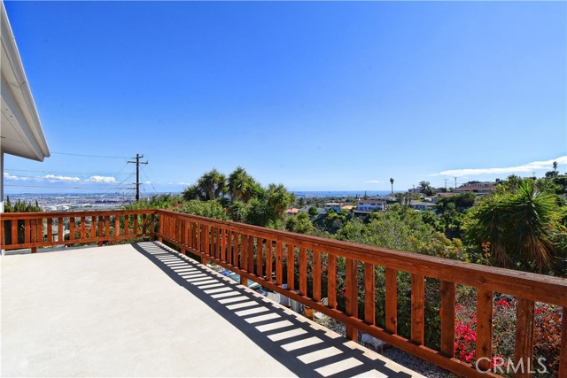 16 Goldenspur Lane, Rancho Palos Verdes, California 90275, 3 Bedrooms Bedrooms, ,1 BathroomBathrooms,Residential,Sold,Goldenspur,PV21050864