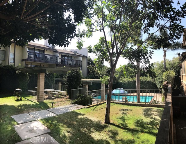 2111 Carnegie Lane, Redondo Beach, California 90278, 3 Bedrooms Bedrooms, ,2 BathroomsBathrooms,Residential,Sold,Carnegie,SB18198001