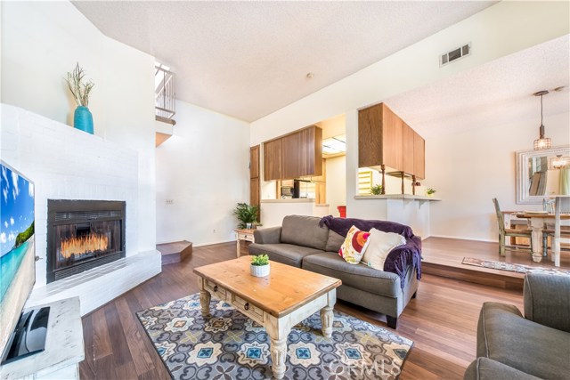 2019 Carnegie Lane, Redondo Beach, California 90278, 3 Bedrooms Bedrooms, ,2 BathroomsBathrooms,Residential,Sold,Carnegie,SB18195793