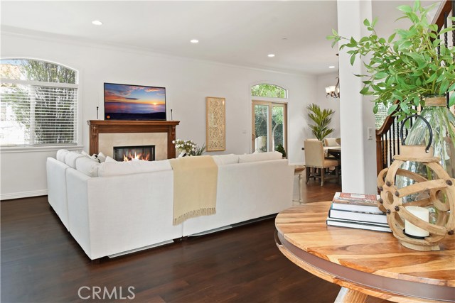 Welcome to this immaculate home!