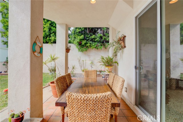 1303 Rindge Lane, Redondo Beach, California 90278, 4 Bedrooms Bedrooms, ,3 BathroomsBathrooms,Residential,Sold,Rindge,SB21073831