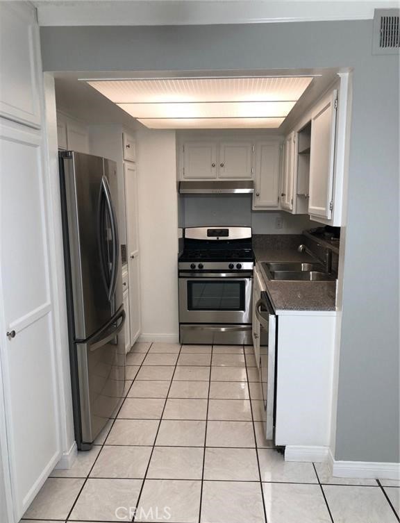 2 Bed Home for Sale in Panorama City, California