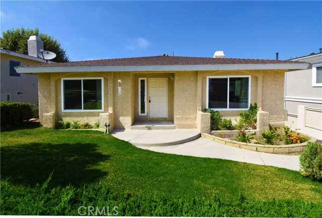 1923 Voorhees Avenue, Redondo Beach, California 90278, ,Residential Income,Sold,Voorhees,PV20036112