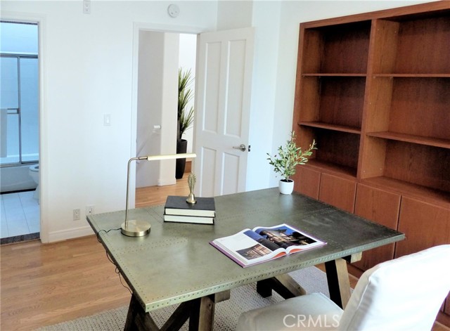 Bedroom 2/office with en-suite bath
