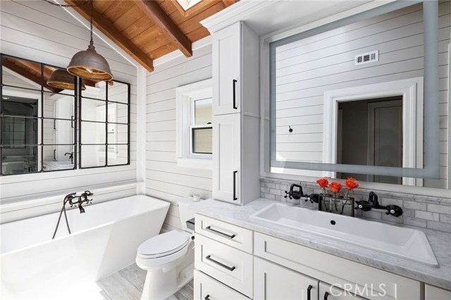 1216 20th Place, Hermosa Beach, California 90254, 3 Bedrooms Bedrooms, ,2 BathroomsBathrooms,Residential,Sold,20th,SB20132382