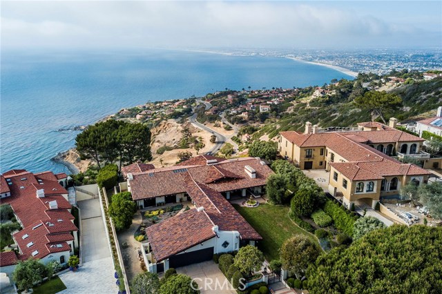 982 Paseo La Cresta, Palos Verdes Estates, California 90274, 5 Bedrooms Bedrooms, ,4 BathroomsBathrooms,Residential,Sold,Paseo La Cresta,PV18170778