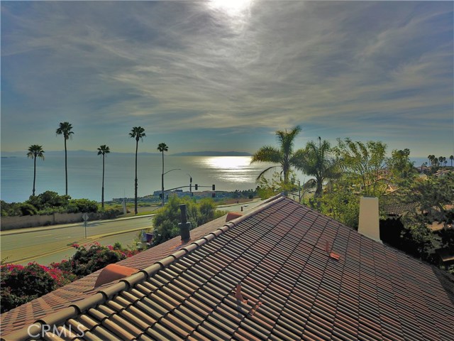 30506 Via La Cresta, Rancho Palos Verdes, California 90275, 4 Bedrooms Bedrooms, ,3 BathroomsBathrooms,Residential,Sold,Via La Cresta,SB17280269