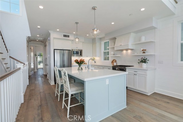 1524 Wollacott Street, Redondo Beach, California 90278, 4 Bedrooms Bedrooms, ,2 BathroomsBathrooms,Residential,Sold,Wollacott,SB19120609