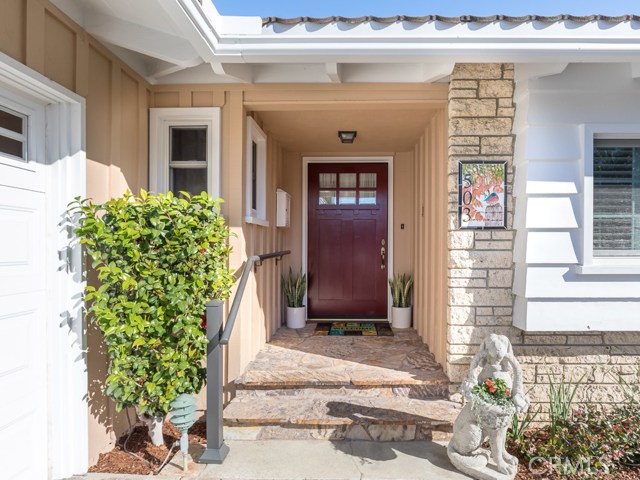 503 Avenue F, Redondo Beach, California 90277, 4 Bedrooms Bedrooms, ,1 BathroomBathrooms,Residential,Sold,Avenue F,SB18015034