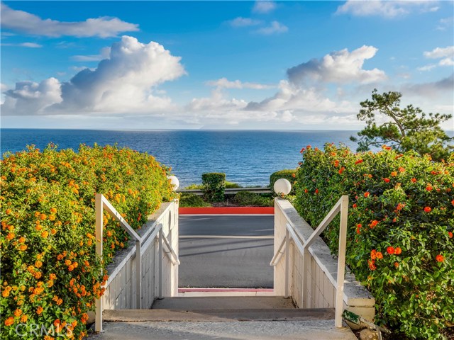 32724 Coastsite Drive, Rancho Palos Verdes, California 90275, 2 Bedrooms Bedrooms, ,2 BathroomsBathrooms,Residential,Sold,Coastsite,PV20122176