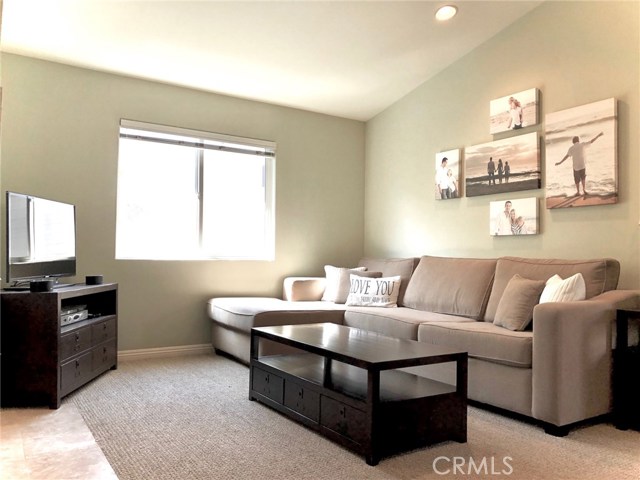 2220 Rockefeller Lane, Redondo Beach, California 90278, 3 Bedrooms Bedrooms, ,2 BathroomsBathrooms,Residential,Sold,Rockefeller,PV19241545